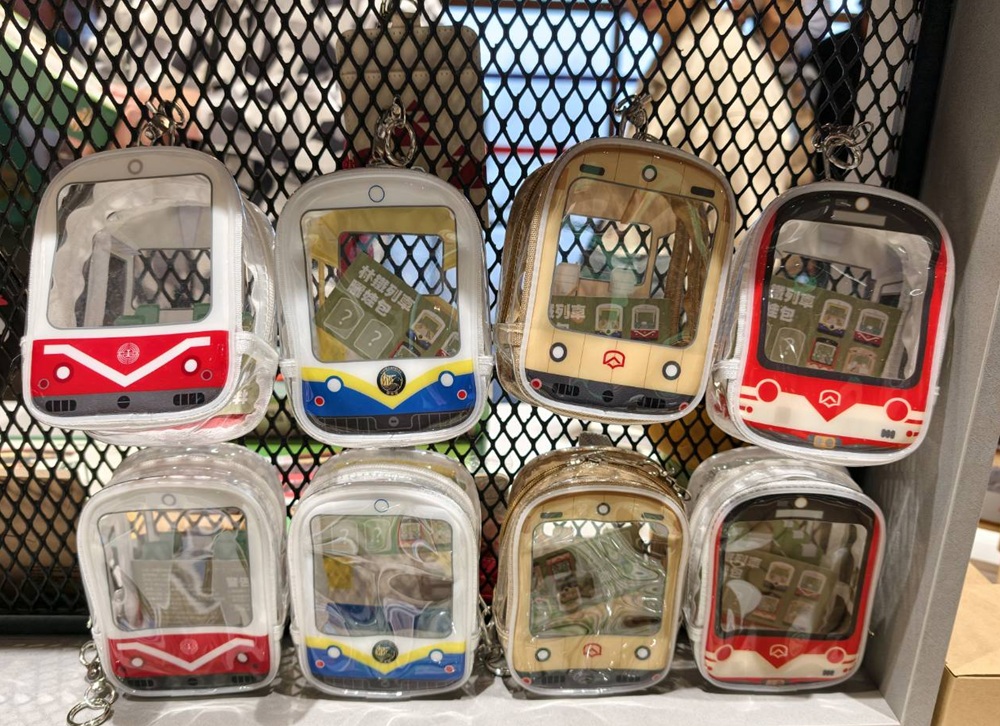 嘉義阿里山。全台最大木造車站 阿里山車站、林鐵文創商品一次看! 嘉義阿里山。全台最大木造車站 阿里山車站、林鐵文創商品一次看!