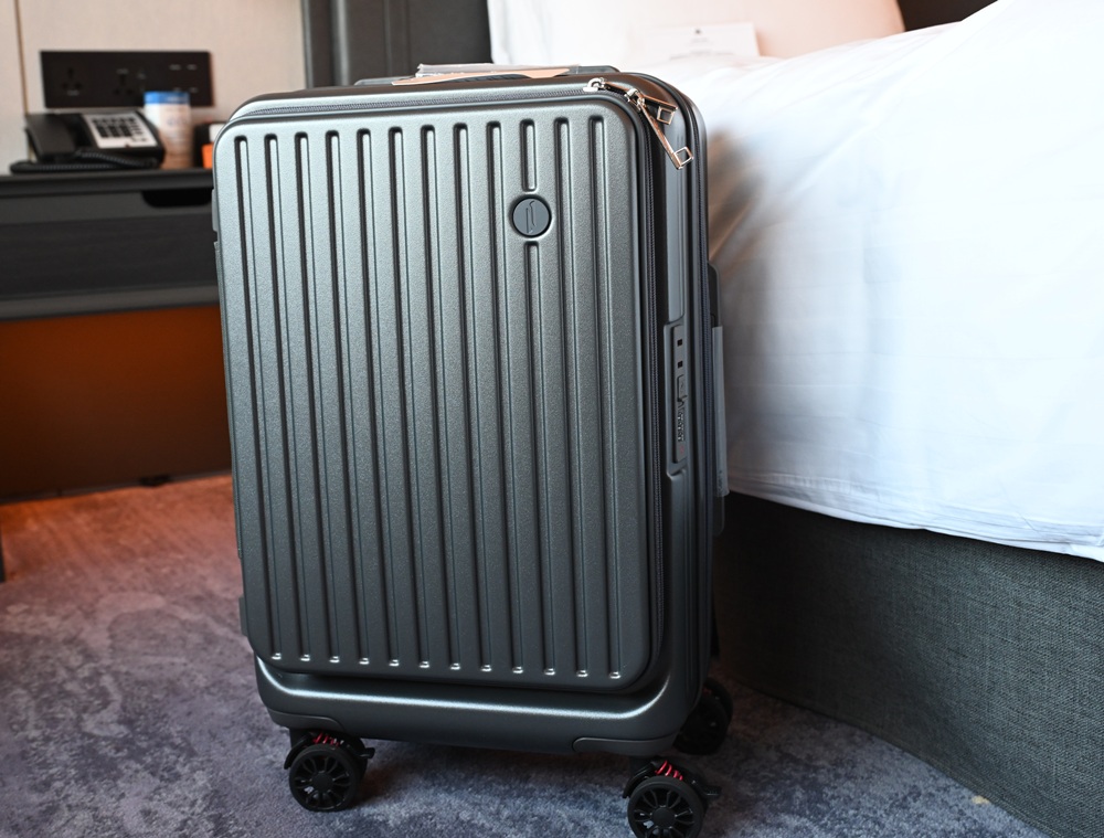 前開式行李箱推薦｜NARECA娜芮家 小樽前開式旅行箱、登機箱，旅行收納一次搞定！