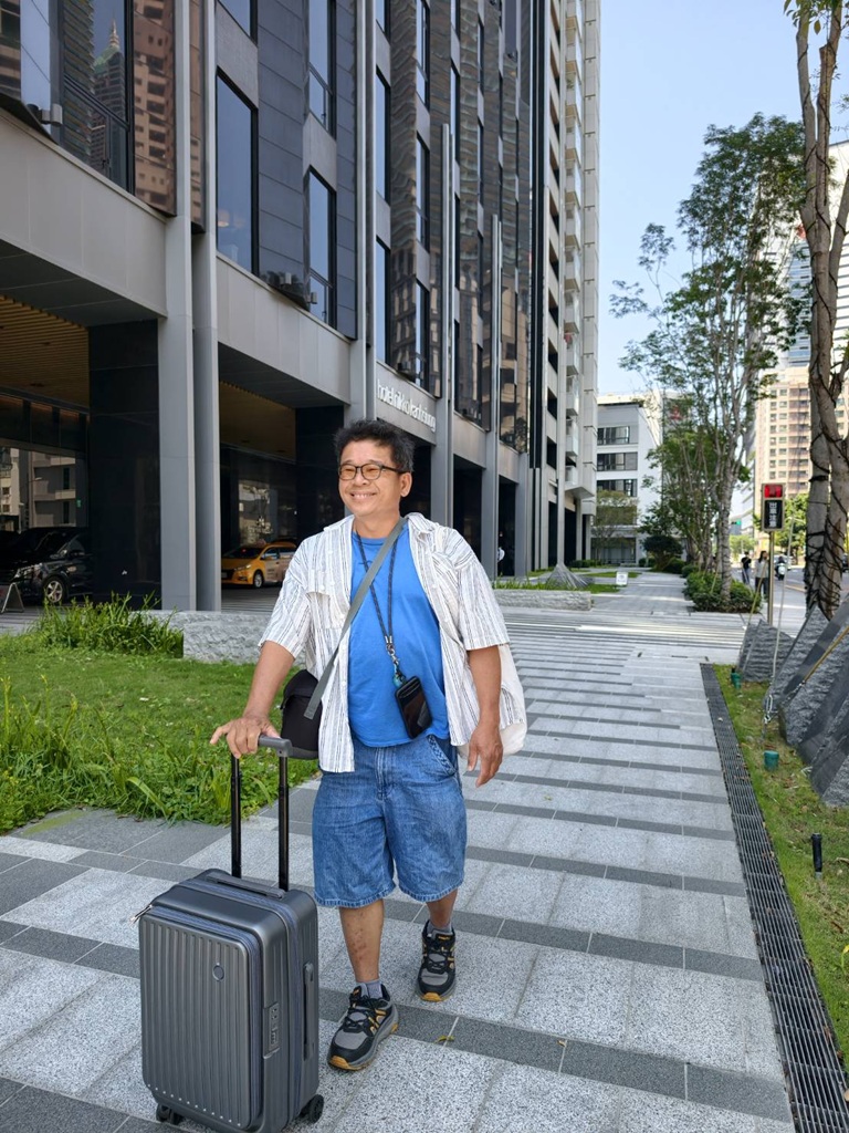 前開式行李箱推薦｜NARECA娜芮家 小樽前開式旅行箱、登機箱，旅行收納一次搞定！