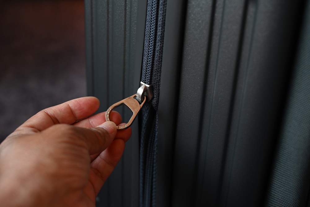 前開式行李箱推薦｜NARECA娜芮家 小樽前開式旅行箱、登機箱，旅行收納一次搞定！