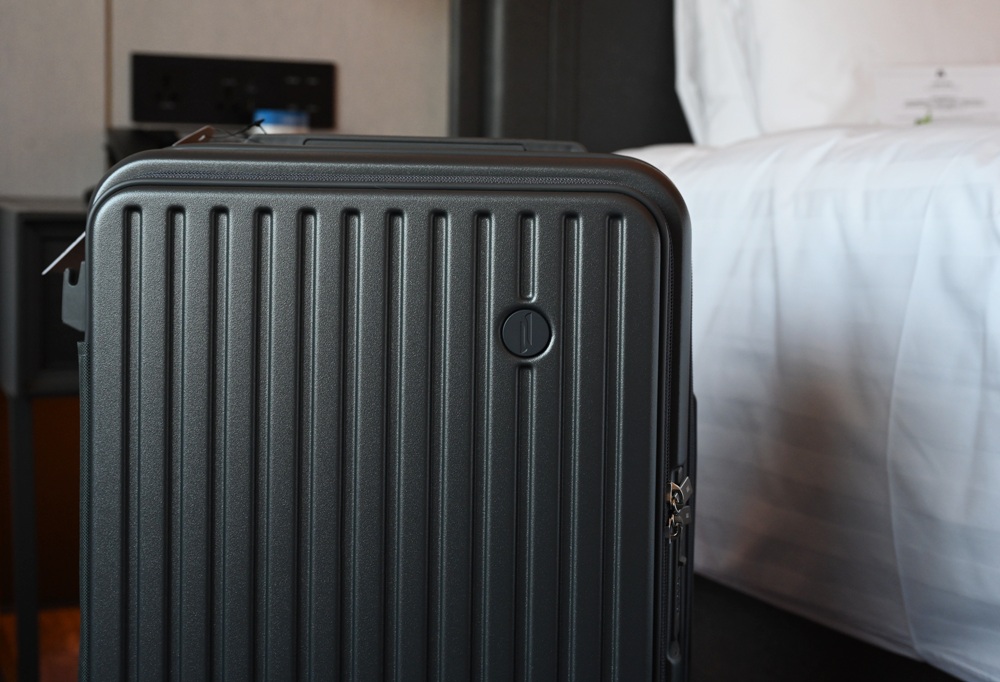 前開式行李箱推薦｜NARECA娜芮家 小樽前開式旅行箱、登機箱，旅行收納一次搞定！