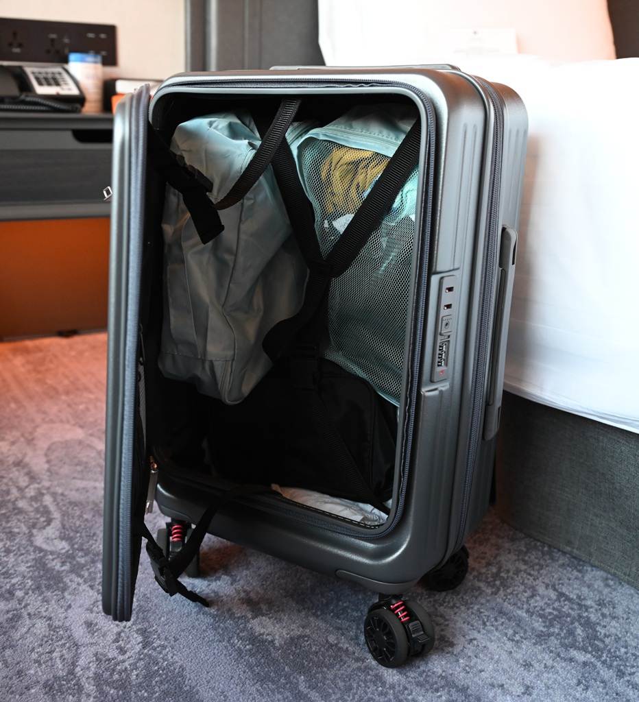 前開式行李箱推薦｜NARECA娜芮家 小樽前開式旅行箱、登機箱，旅行收納一次搞定！