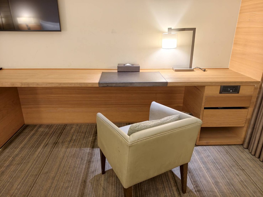 台南親子飯店推薦。HOTEL COZZI 和逸飯店 台南西門館 飛天小女警主題房、野餐派對 還有超過500坪奇趣操場一次滿足！