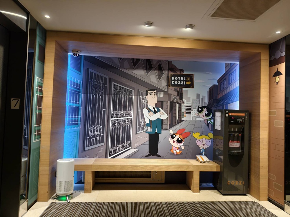 台南親子飯店推薦。HOTEL COZZI 和逸飯店 台南西門館 飛天小女警主題房、野餐派對 還有超過500坪奇趣操場一次滿足！