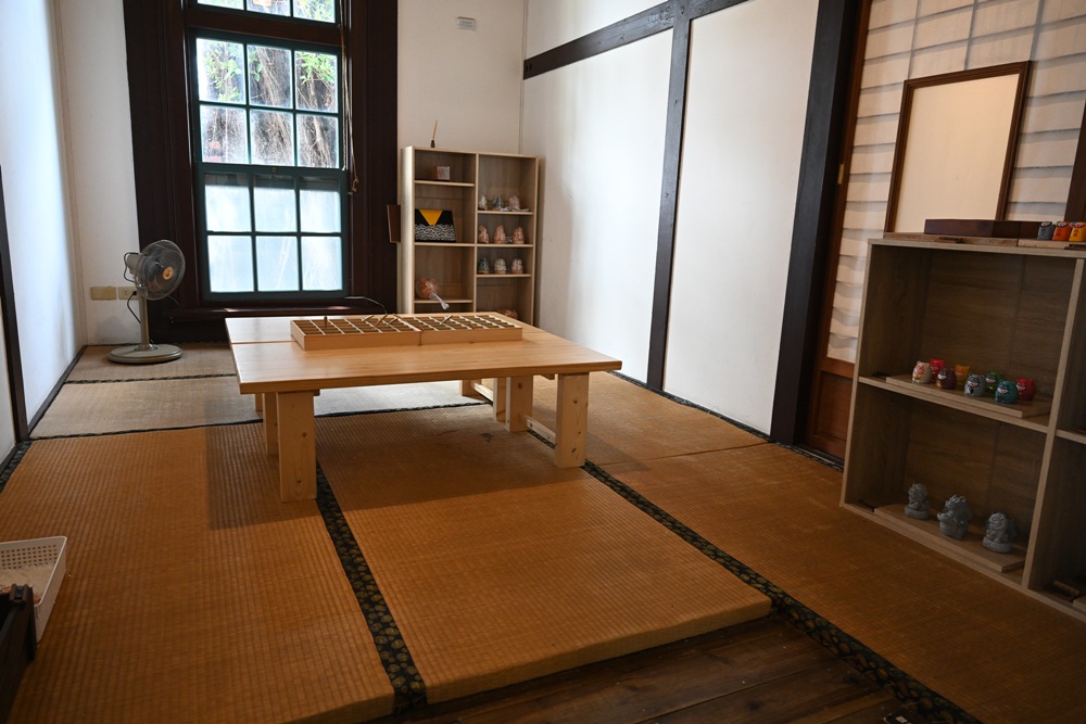 台南安平免門票景點。安平出張所 12花神の誕生鹽御守DIY、祈福鹽包、中藥香包 還有呆萌可愛小水豚君免費看！