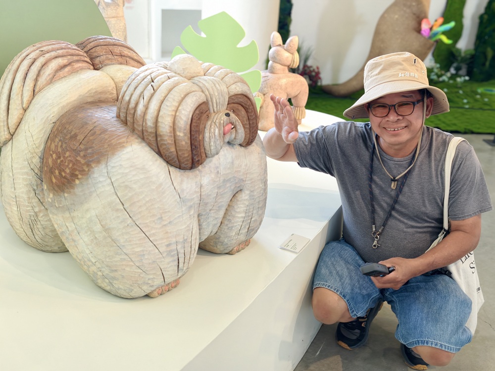 2026看海美術館。台日藝術家聯展《日常偏移》14米的巨型胖博美+32件療癒動物雕塑！