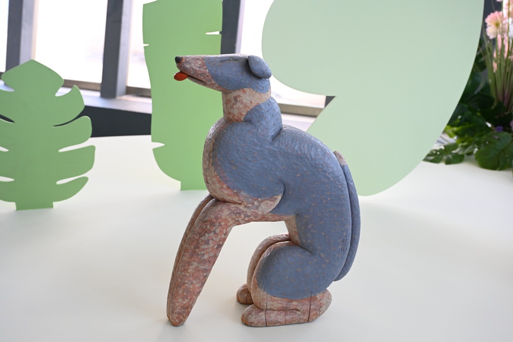 2026看海美術館。台日藝術家聯展《日常偏移》14米的巨型胖博美+32件療癒動物雕塑！