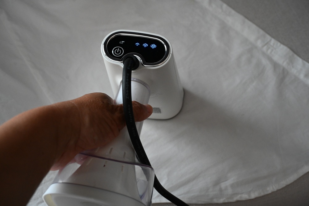 【Osner韓國歐紳】Ihandy MAX 旗艦版手持掛燙機 杜拉鋁陶瓷合金底板、蒸氣熨斗乾濕兩用！