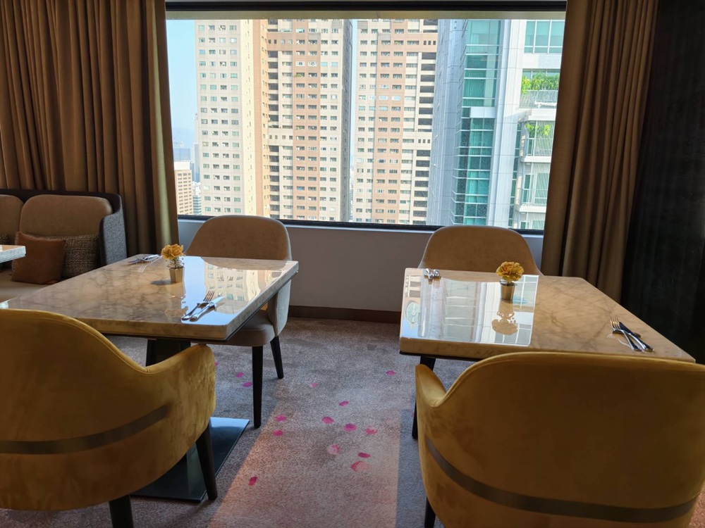 高雄飯店推薦。高雄日航酒店 Hotel Nikko Kaohsiung 三多商圈捷運旁日系奢華住宿！