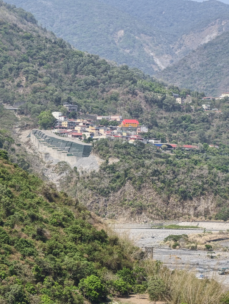 高屏部落友｜高雄茂林 萬山部落、得恩谷生態民宿、蝶。SVONGVONG手感烘焙！